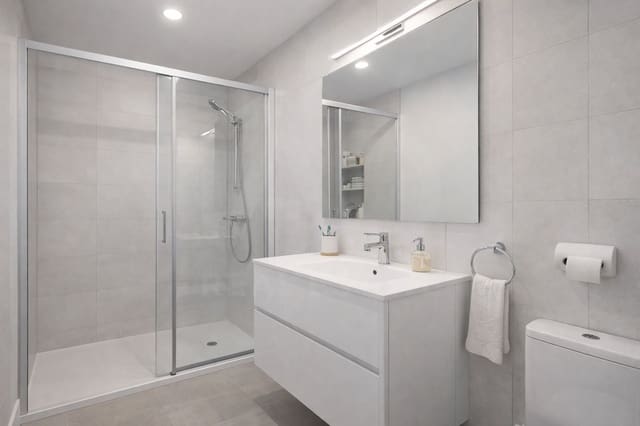9 camera da letto Casa in vendita in Tarragona città con garage - 100.000 € (Rif: 9987381)