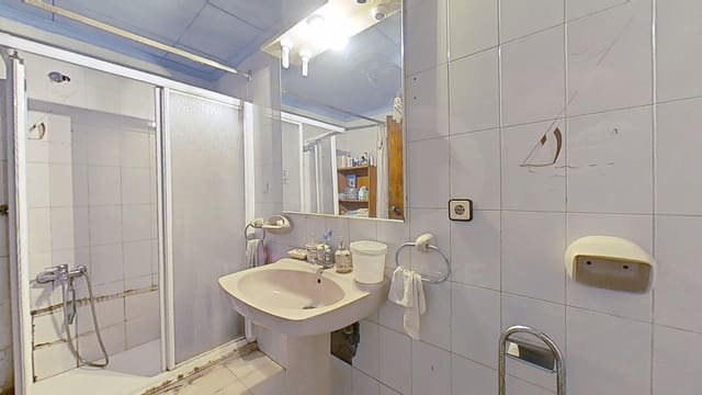 9 camera da letto Casa in vendita in Tarragona città con garage - 100.000 € (Rif: 9987381)