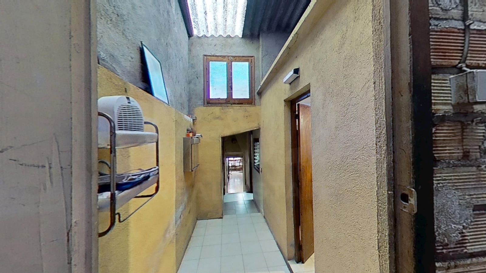 9 bedroom Townhouse for sale in Tarragona city with garage - € 100,000 (Ref: 9987381)