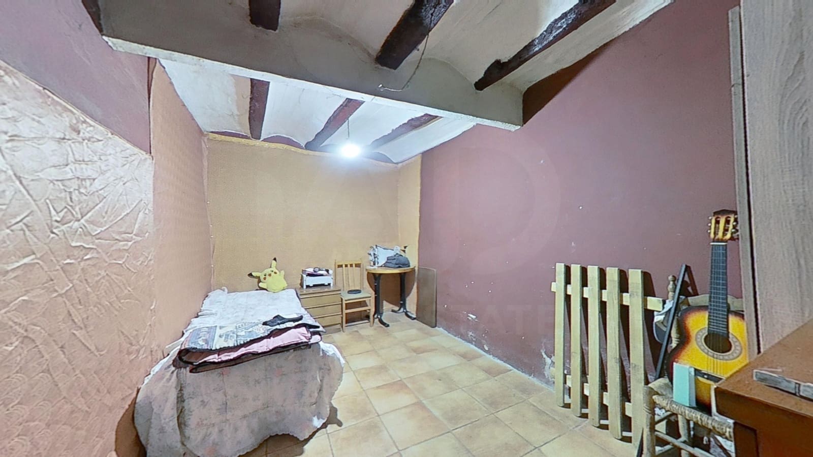 9 bedroom Townhouse for sale in Tarragona city with garage - € 100,000 (Ref: 9987381)