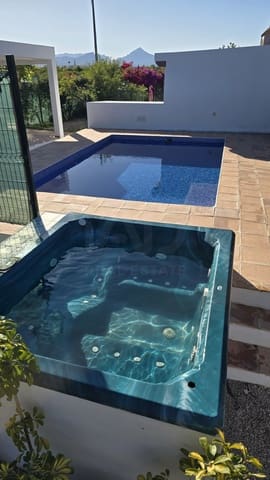 Finca/Herregård til salgs i Oliva Pueblo, Oliva - € 485 000 (Ref: 9987383)