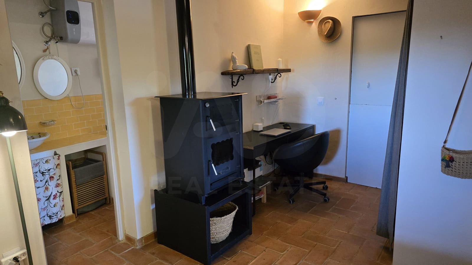 Finca/Herregård til salgs i Oliva - € 485 000 (Ref: 9987383)