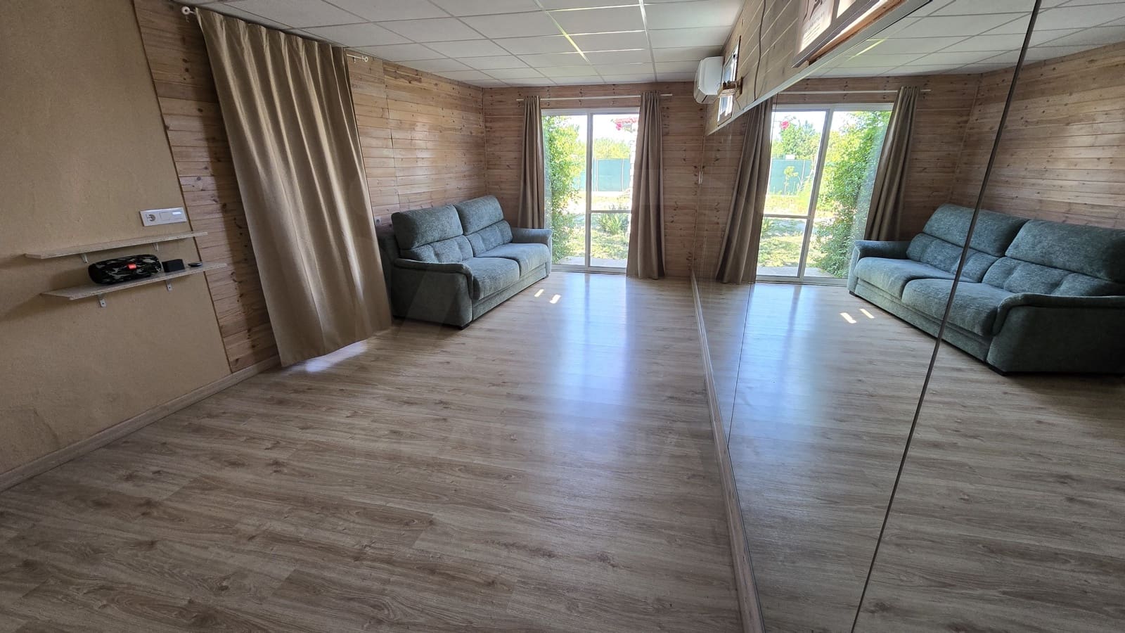 Finca/Herregård til salgs i Oliva - € 485 000 (Ref: 9987383)