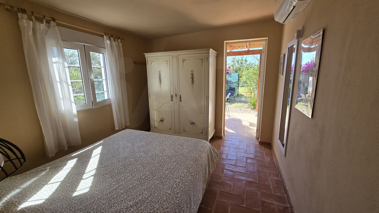 Finca/Herregård til salgs i Oliva - € 485 000 (Ref: 9987383)