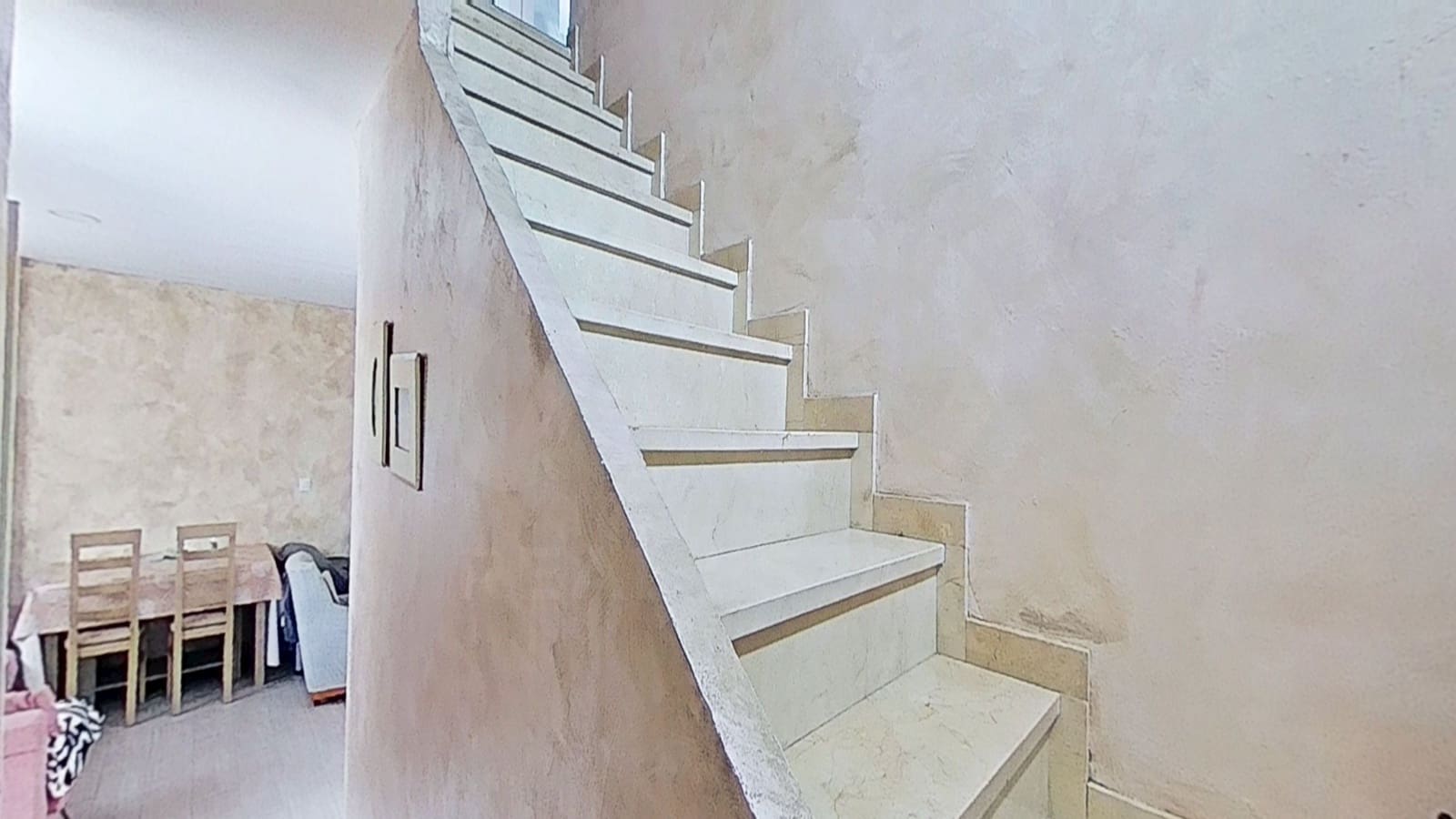 4 sovrum Hus till salu i Sevilla stad - 149 000 € (Ref: 9987386)