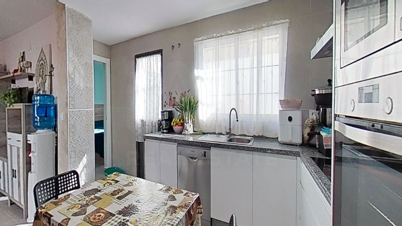 4 sovrum Hus till salu i Sevilla stad - 149 000 € (Ref: 9987386)