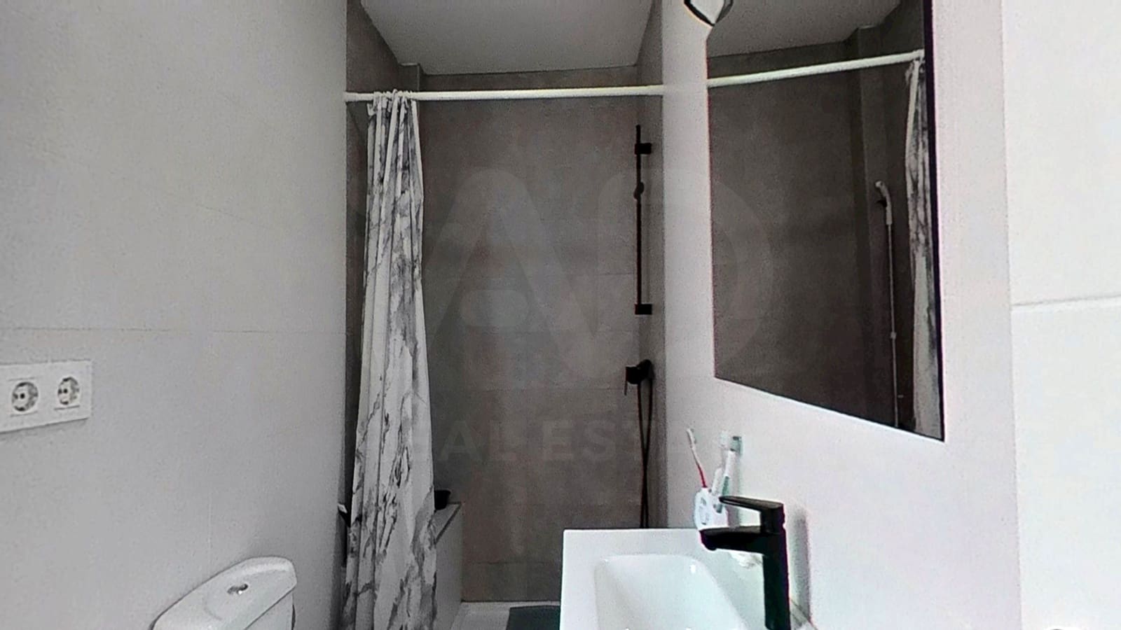 4 sovrum Hus till salu i Sevilla stad - 149 000 € (Ref: 9987386)