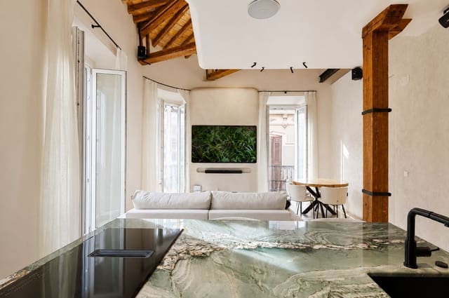 4 soveværelse Lejlighed til salg i Centro Historico, Málaga by - € 1.245.500 (Ref: 9987389)