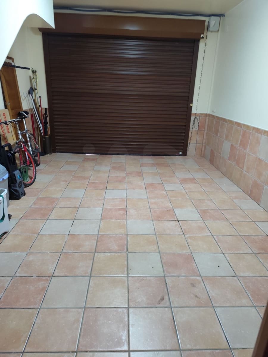 Chalet de 3 habitaciones en Huelva ciudad en venta con piscina - 480.000 € (Ref: 9987390)
