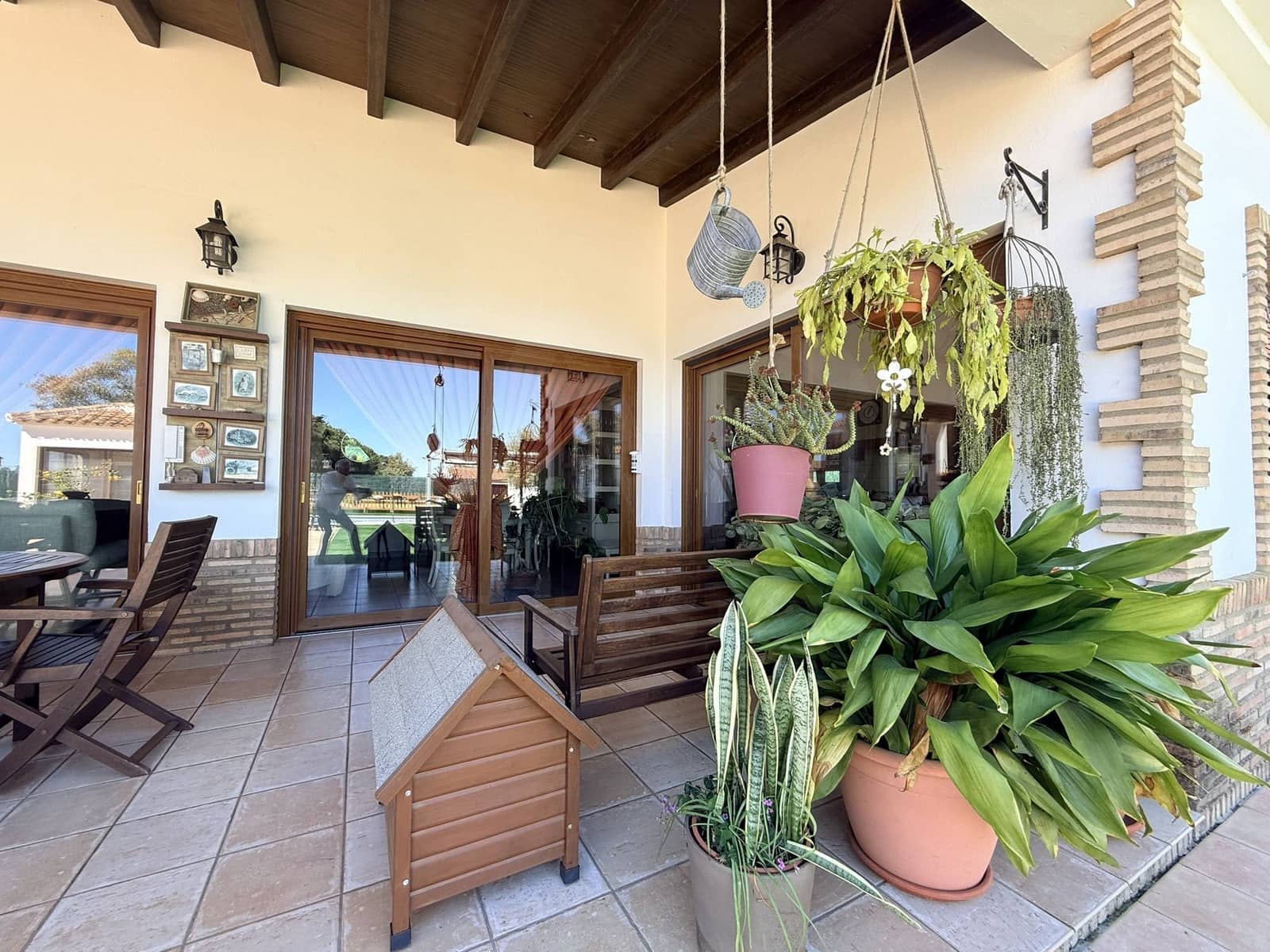 Chalet de 3 habitaciones en Huelva ciudad en venta con piscina - 480.000 € (Ref: 9987390)