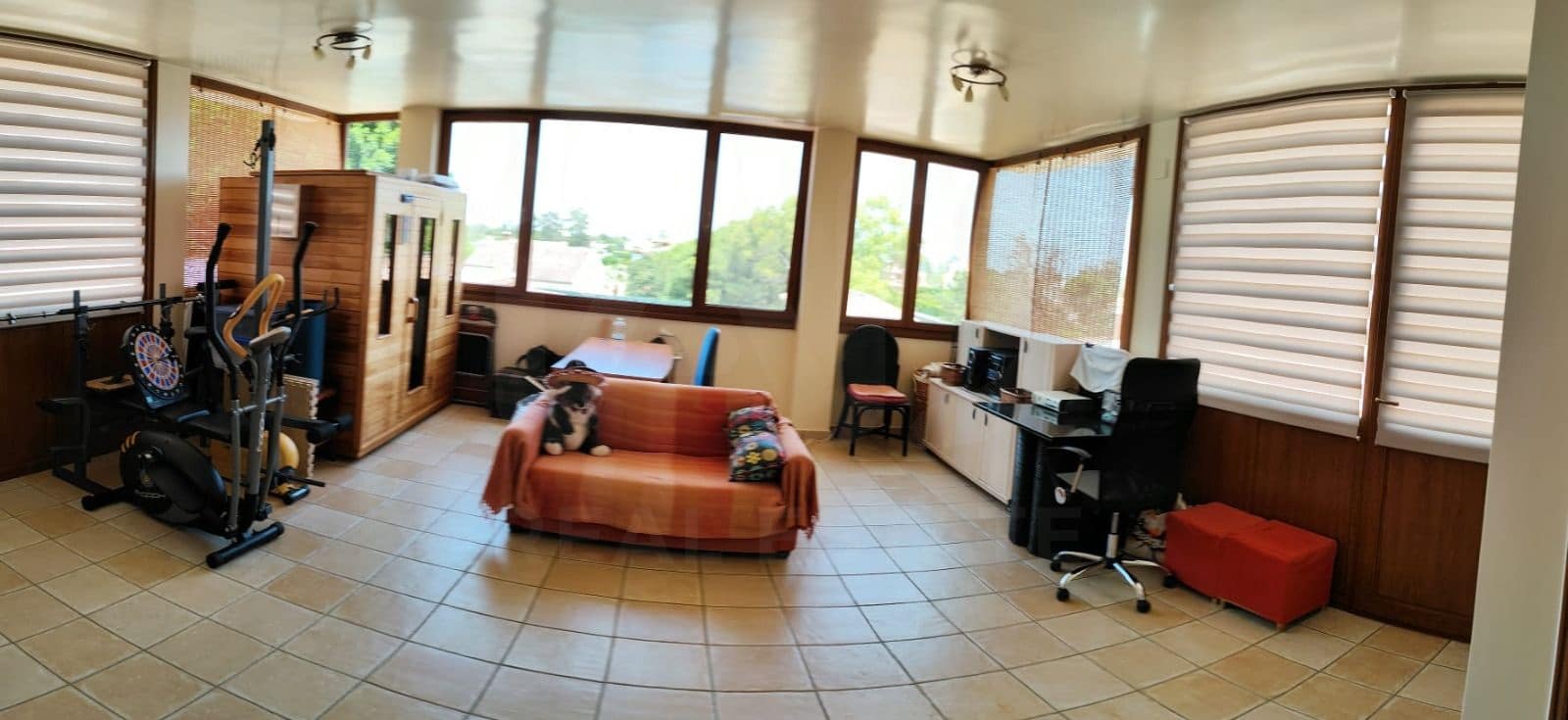 Chalet de 3 habitaciones en Huelva ciudad en venta con piscina - 480.000 € (Ref: 9987390)