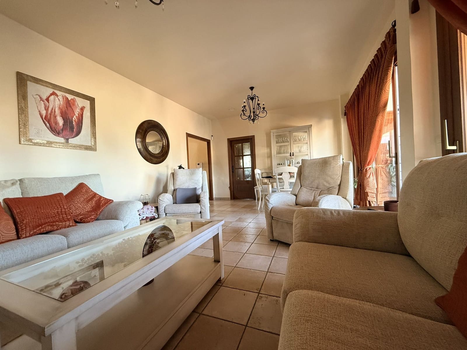 Chalet de 3 habitaciones en Huelva ciudad en venta con piscina - 480.000 € (Ref: 9987390)