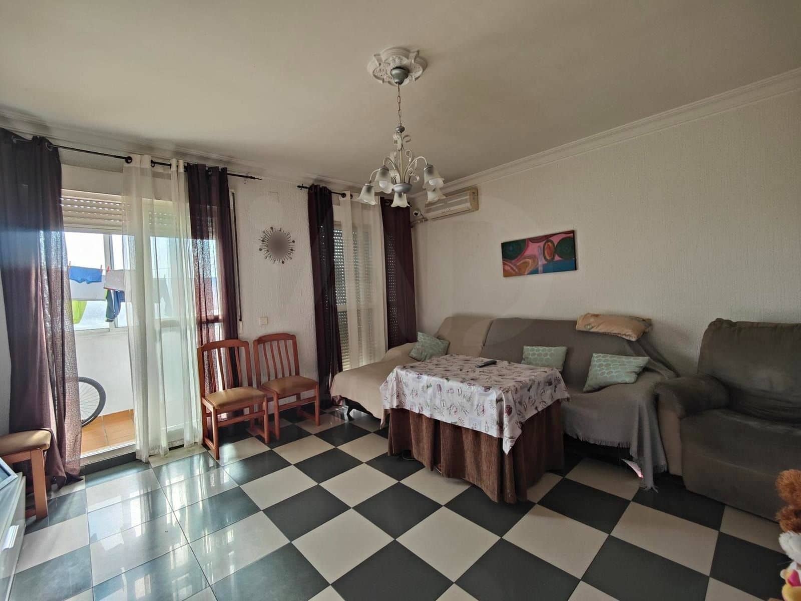 3 Zimmer Apartment zu verkaufen in Huelva Stadt - 120.000 € (Ref: 9987391)