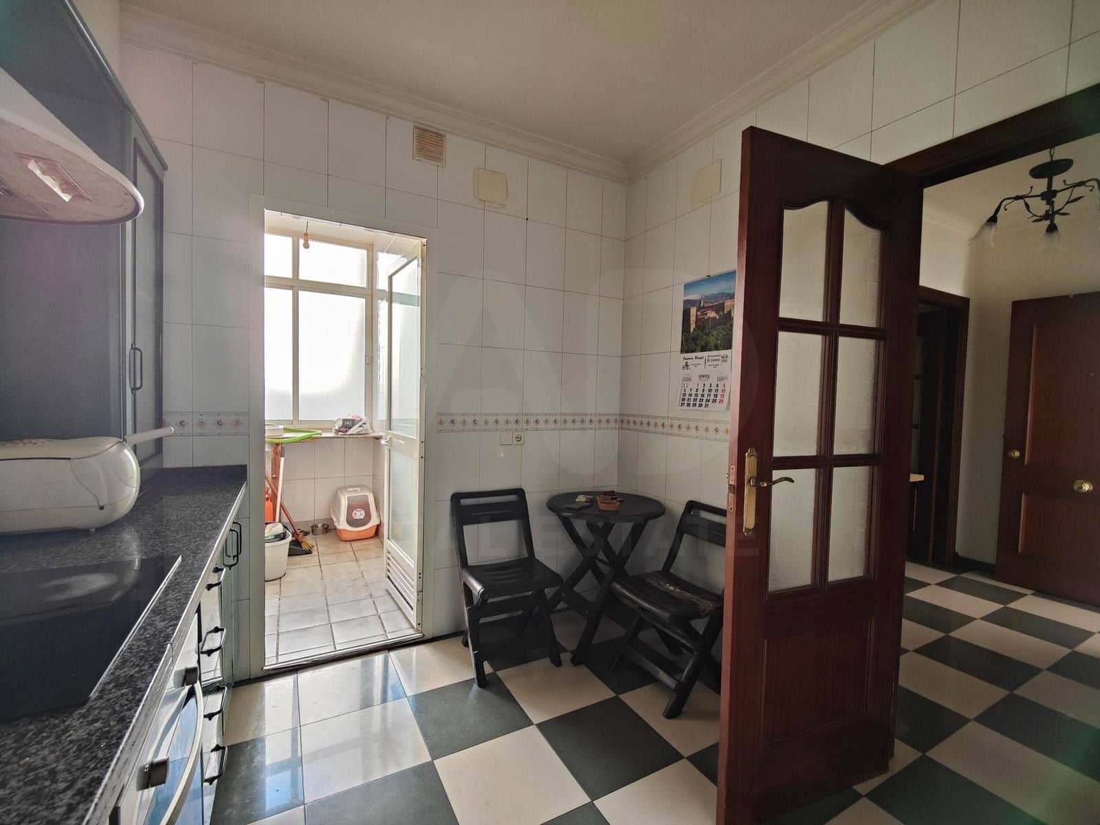 3 Zimmer Apartment zu verkaufen in Huelva Stadt - 120.000 € (Ref: 9987391)