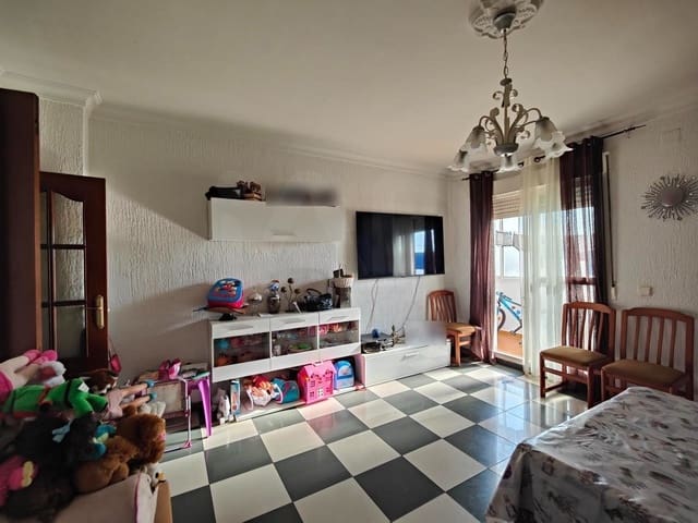 3 sovrum Lägenhet till salu i Huelva stad - 120 000 € (Ref: 9987391)