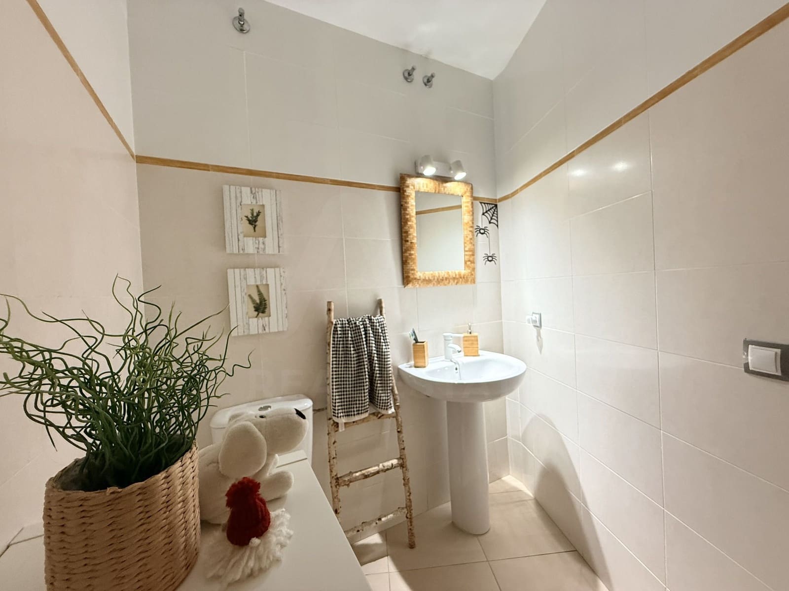 4 sypialnia Dom szeregowy na sprzedaż w Miasto Huelva z garażem - 215 000 € (Ref: 9987392)