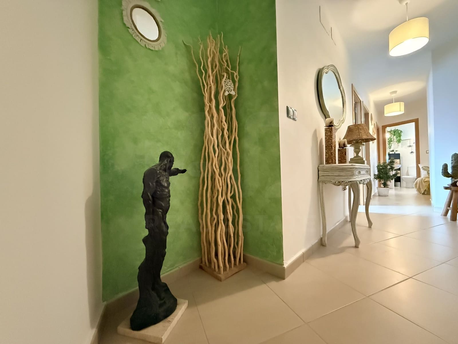 4 sypialnia Dom szeregowy na sprzedaż w Miasto Huelva z garażem - 215 000 € (Ref: 9987392)