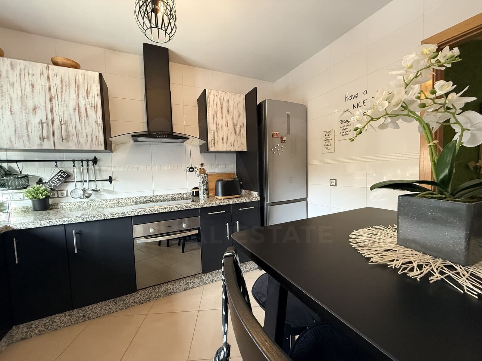 4 sypialnia Dom szeregowy na sprzedaż w Miasto Huelva z garażem - 215 000 € (Ref: 9987392)