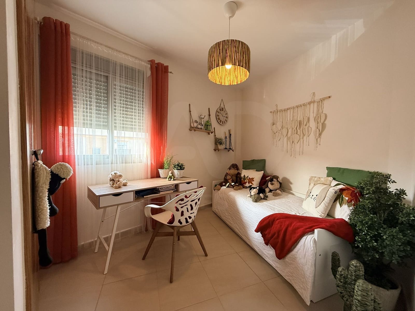 4 sypialnia Dom szeregowy na sprzedaż w Miasto Huelva z garażem - 215 000 € (Ref: 9987392)