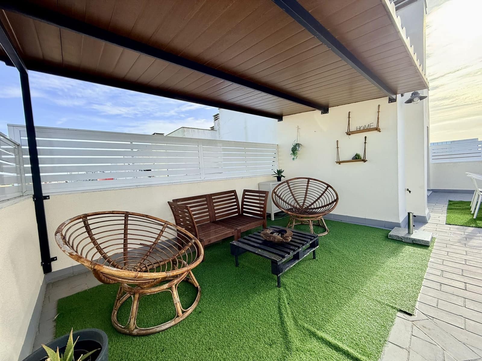 4 sypialnia Dom szeregowy na sprzedaż w Miasto Huelva z garażem - 215 000 € (Ref: 9987392)