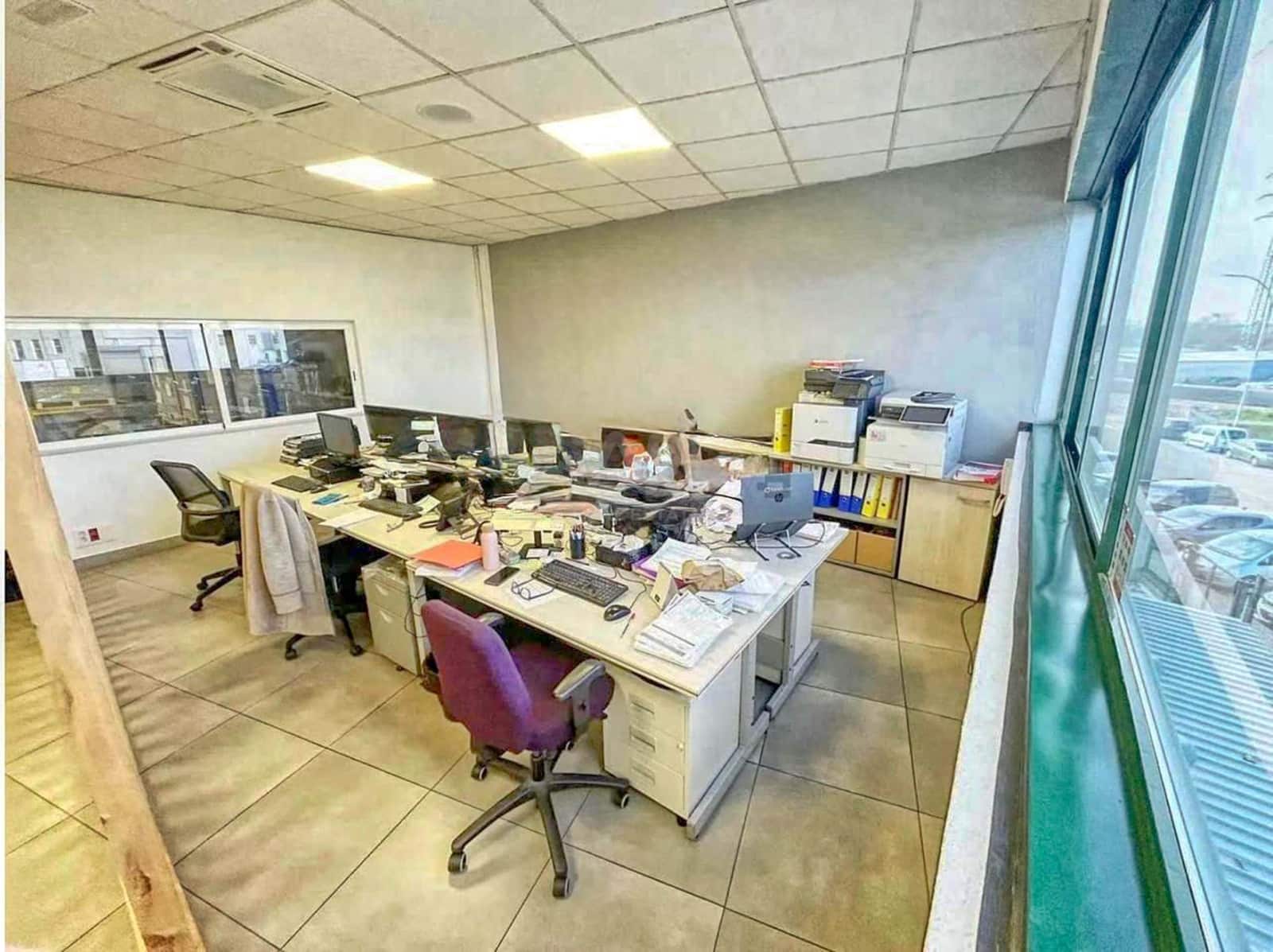 Kommersiell till salu i Madrid stad - 1 225 000 € (Ref: 9987395)