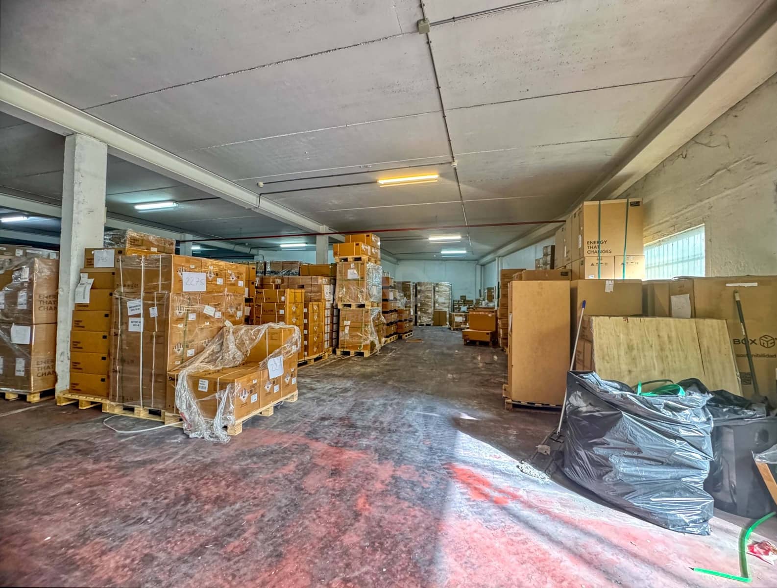 Kommersiell till salu i Madrid stad - 1 225 000 € (Ref: 9987395)