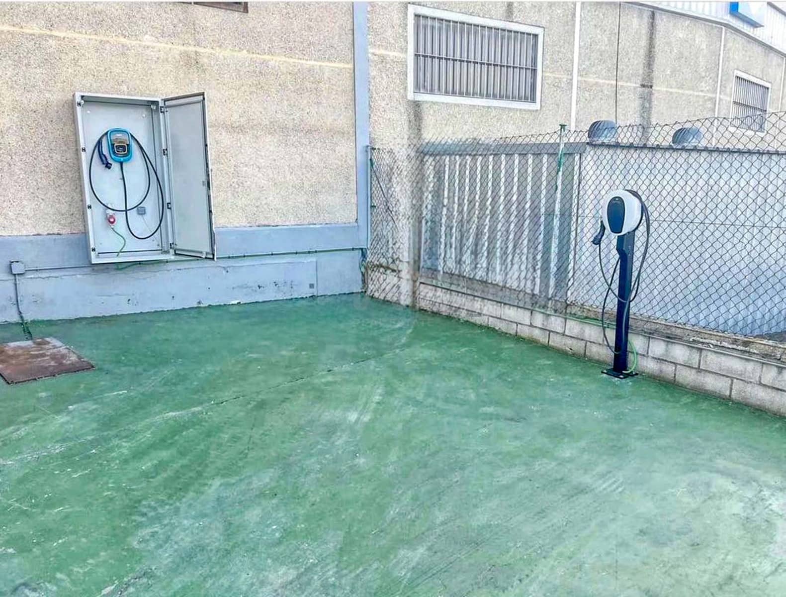 Kommersiell till salu i Madrid stad - 1 225 000 € (Ref: 9987395)