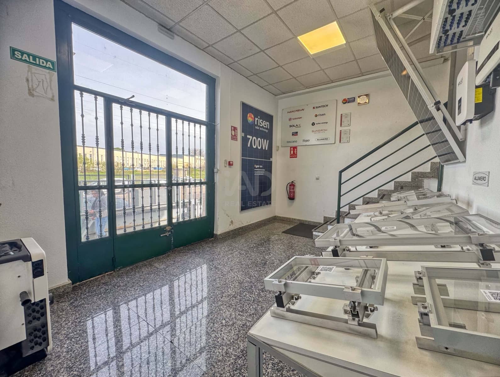Kommersiell till salu i Madrid stad - 1 225 000 € (Ref: 9987395)