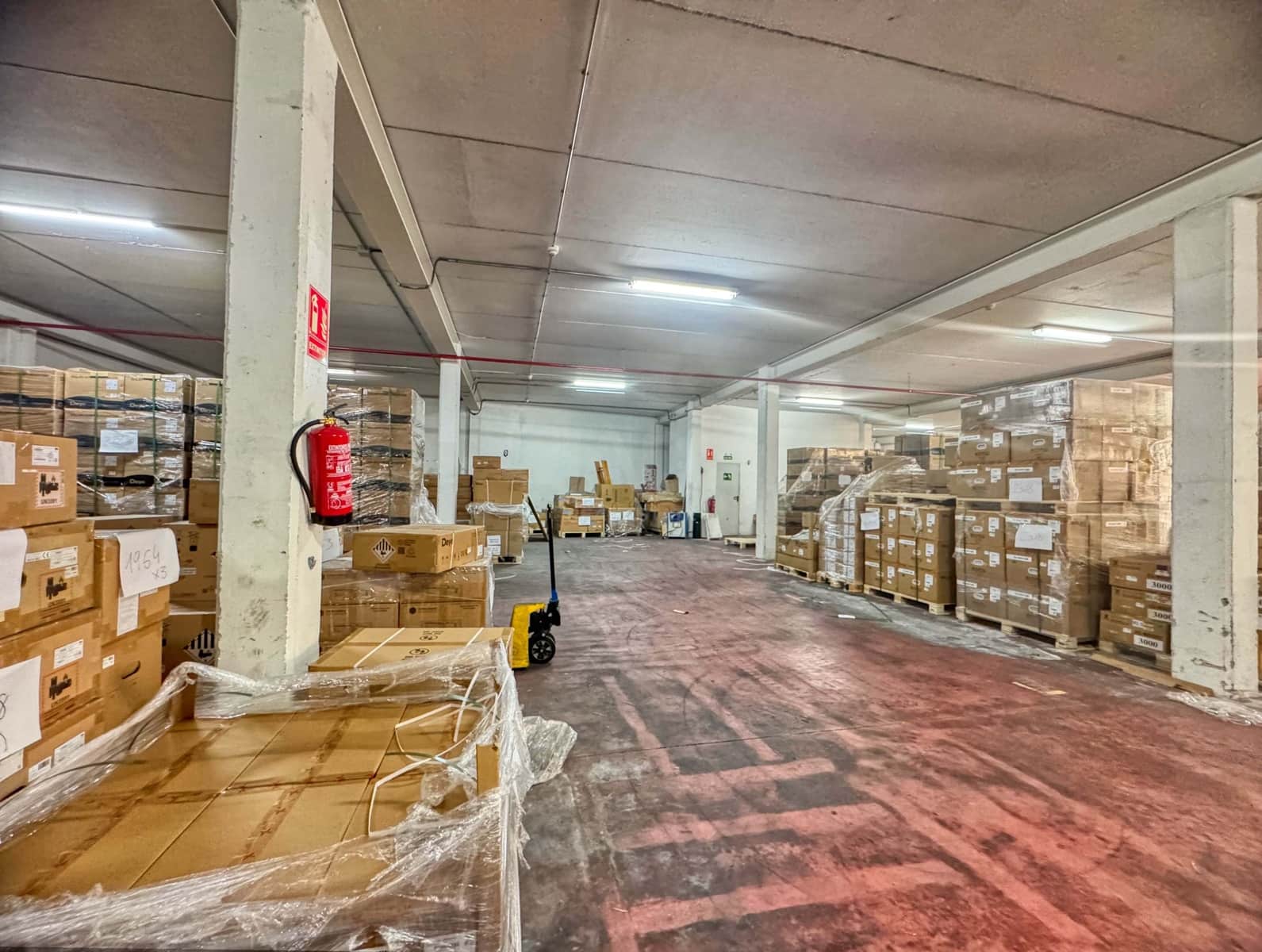 Kommersiell till salu i Madrid stad - 1 225 000 € (Ref: 9987395)