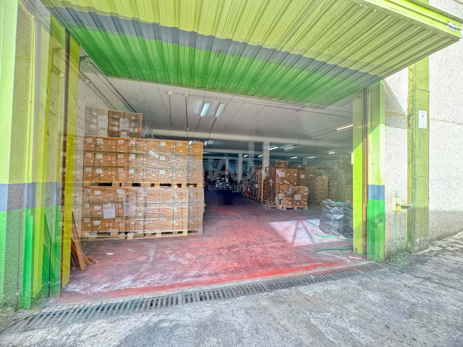 Kommersiell till salu i Madrid stad - 1 225 000 € (Ref: 9987395)