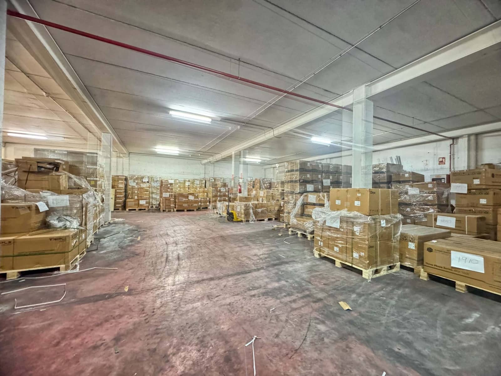 Kommersiell till salu i Madrid stad - 1 225 000 € (Ref: 9987395)