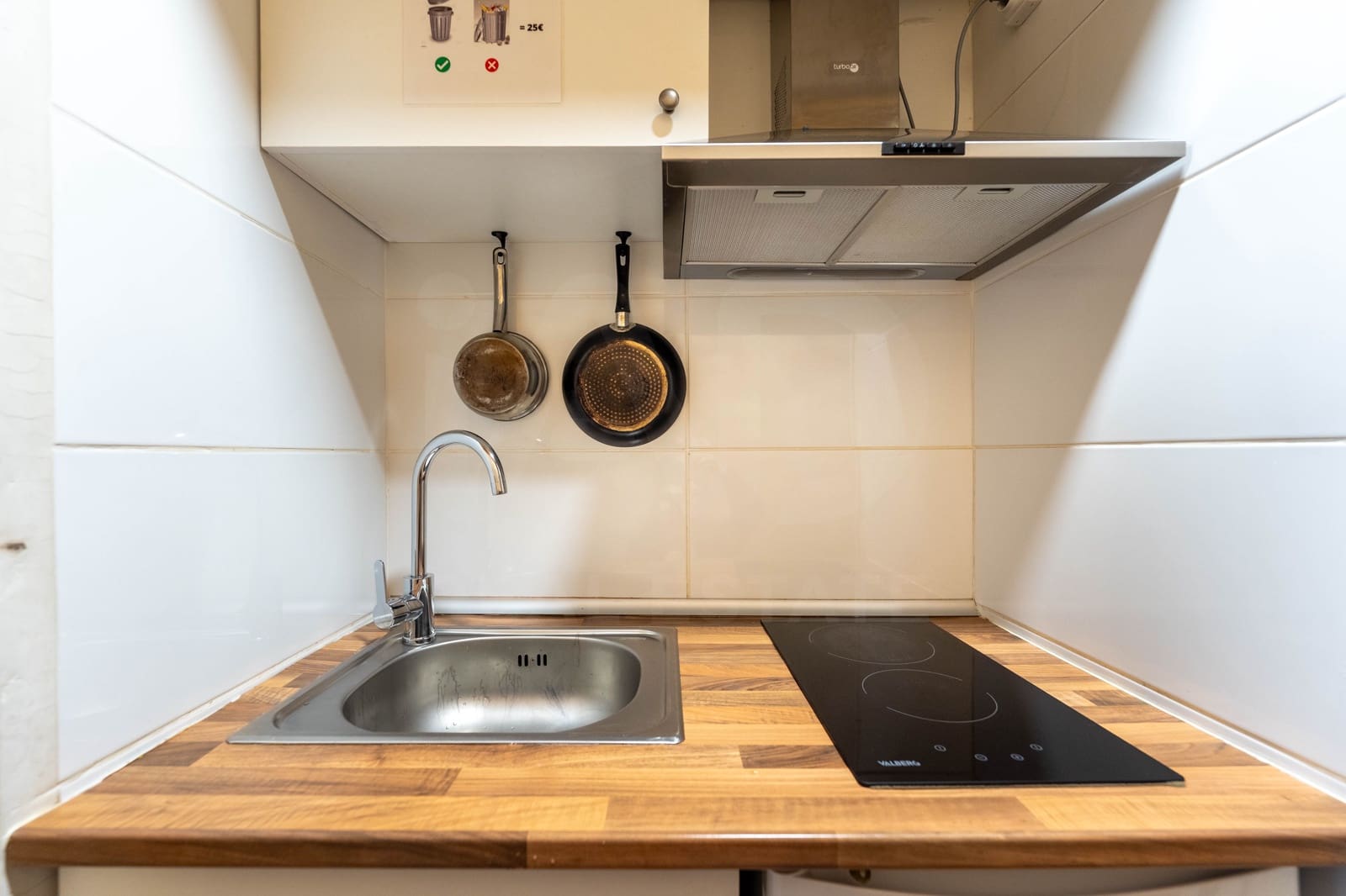 1 makuuhuone Huoneisto myytävänä paikassa Madrid kaupunki - 85 000 € (Ref: 9987396)