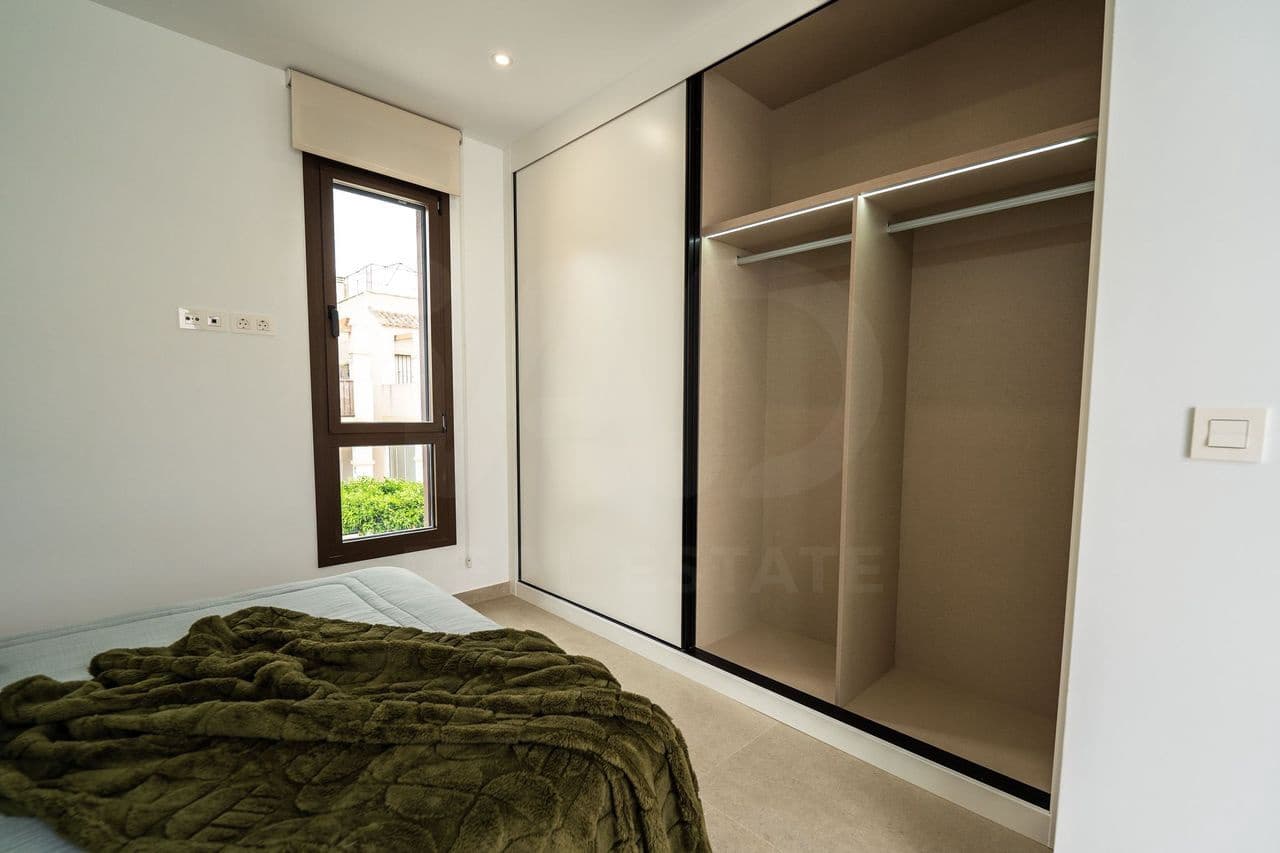 3 chambre Villa/Maison Mitoyenne à vendre à Alicante ville avec piscine - 439 000 € (Ref: 9987398)
