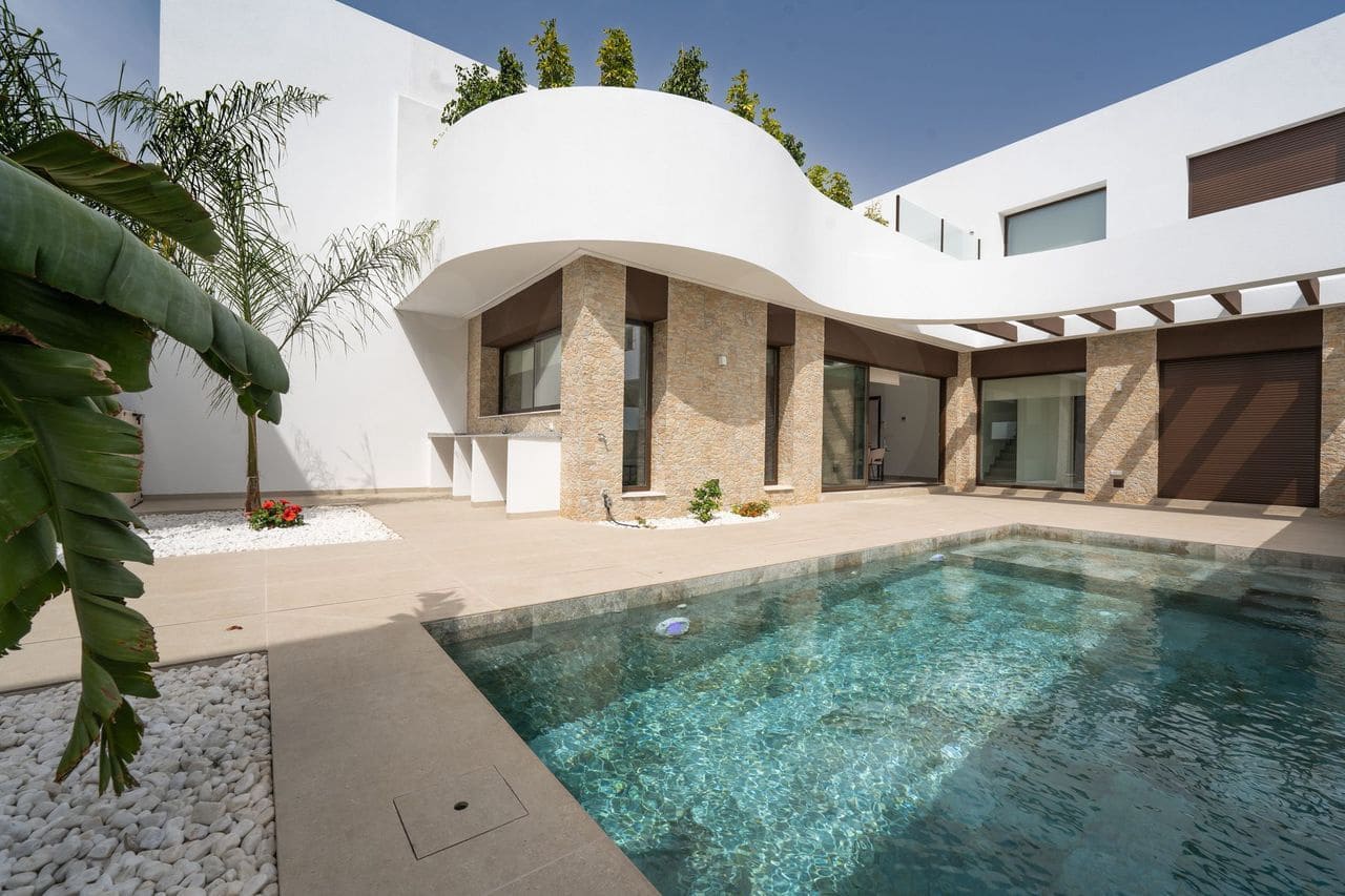 3 chambre Villa/Maison Mitoyenne à vendre à Alicante ville avec piscine - 439 000 € (Ref: 9987398)
