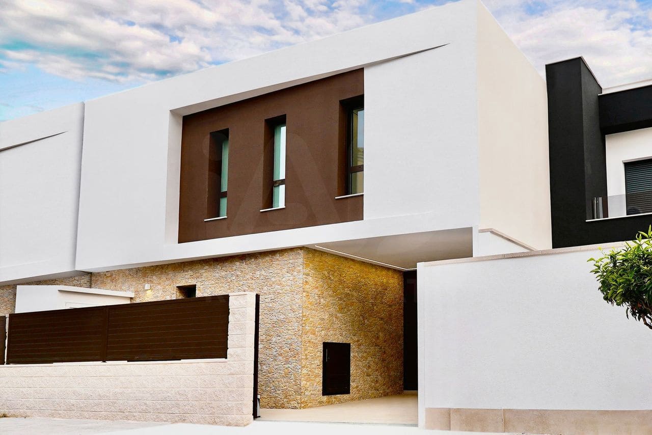 3 chambre Villa/Maison Mitoyenne à vendre à Alicante ville avec piscine - 439 000 € (Ref: 9987398)