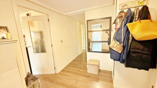 4 soverom Penthouse til salgs i Babel, Alicante by med svømmebasseng - € 800 000 (Ref: 9987403)