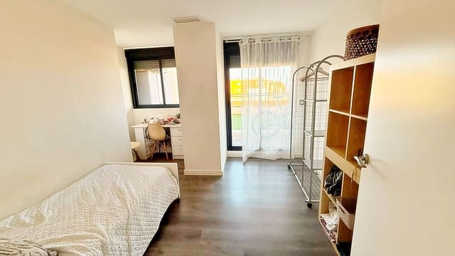 4 soverom Penthouse til salgs i Babel, Alicante by med svømmebasseng - € 800 000 (Ref: 9987403)