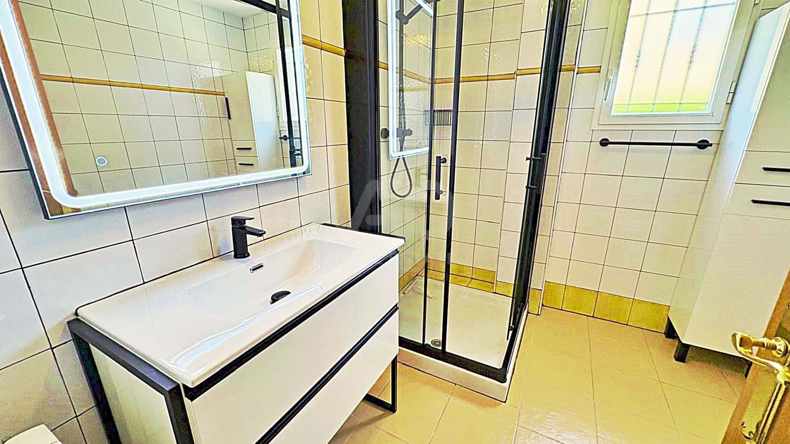 4 soveværelse Villa til salg i Muchamiel / Mutxamel med swimmingpool garage - € 545.000 (Ref: 9987406)