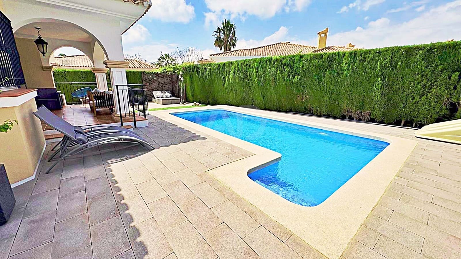 4 soveværelse Villa til salg i Muchamiel / Mutxamel med swimmingpool garage - € 545.000 (Ref: 9987406)