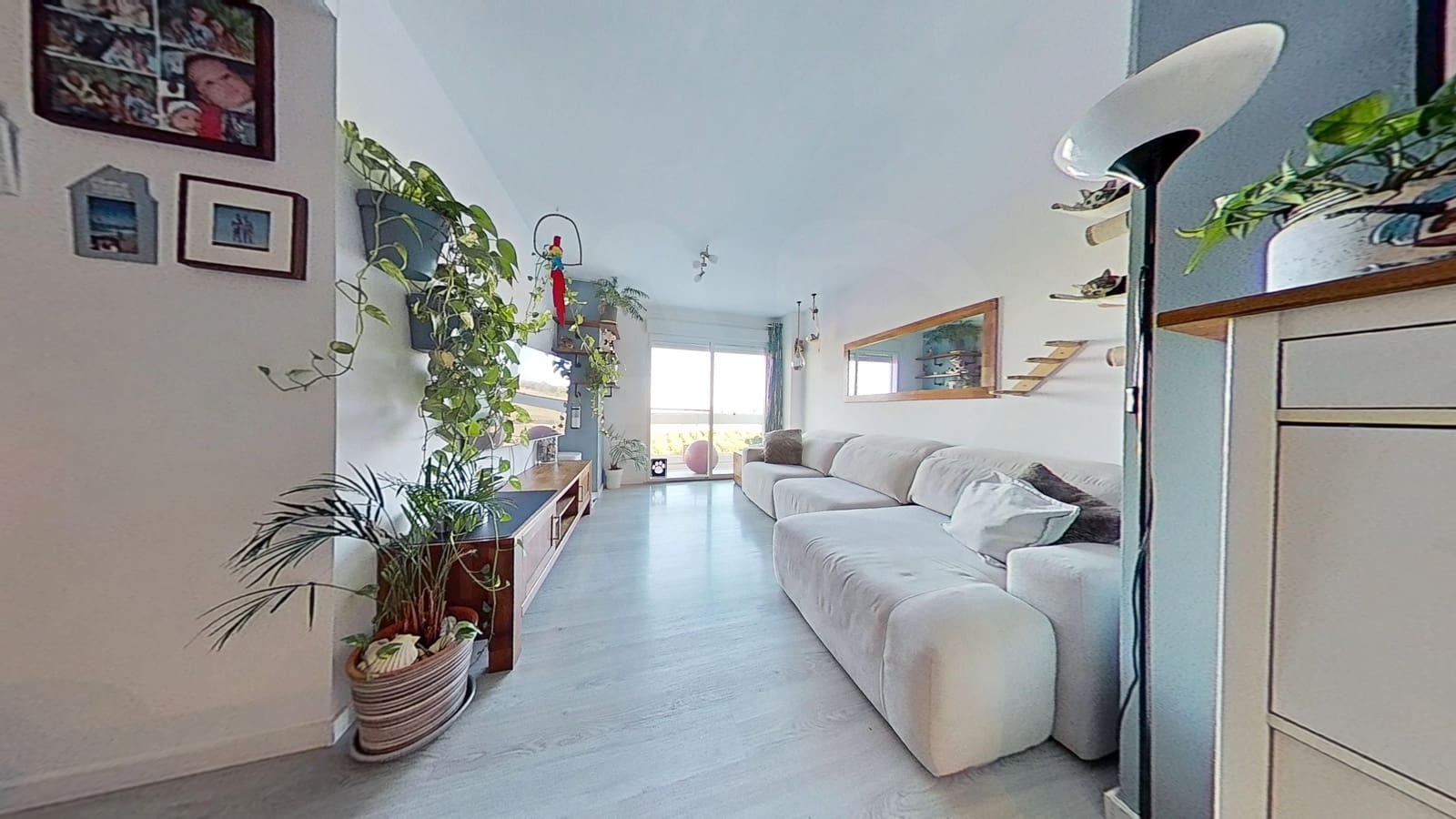 3 makuuhuone Huoneisto myytävänä paikassa Alicante kaupunki mukana uima-altaan 
autotalli - 159 000 € (Ref: 9987417)