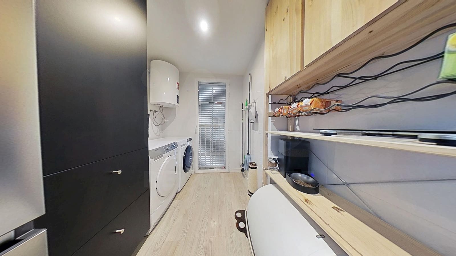 3 makuuhuone Huoneisto myytävänä paikassa Alicante kaupunki mukana uima-altaan 
autotalli - 159 000 € (Ref: 9987417)