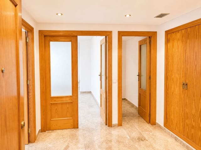 4 camera da letto Appartamento in vendita in Elda con garage - 228.900 € (Rif: 9987418)