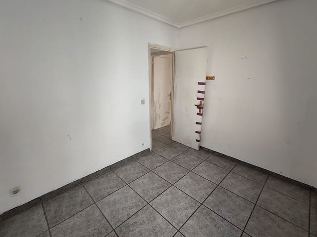 3 sovrum Lägenhet till salu i Valladolid stad - 143 900 € (Ref: 9987421)