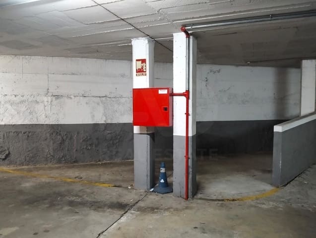 Garasje til salgs i Tarragona by - € 11 000 (Ref: 9987424)