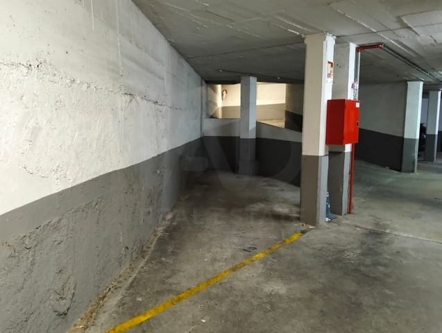 Garasje til salgs i Tarragona by - € 11 000 (Ref: 9987424)