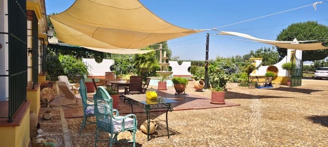 3 soverom Finca/Herregård til salgs i Ecija med svømmebasseng - € 800 000 (Ref: 9987426)