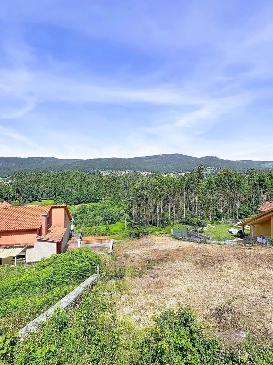 Grond te koop in Pontevedra stad - € 65.000 (Ref: 9987428)