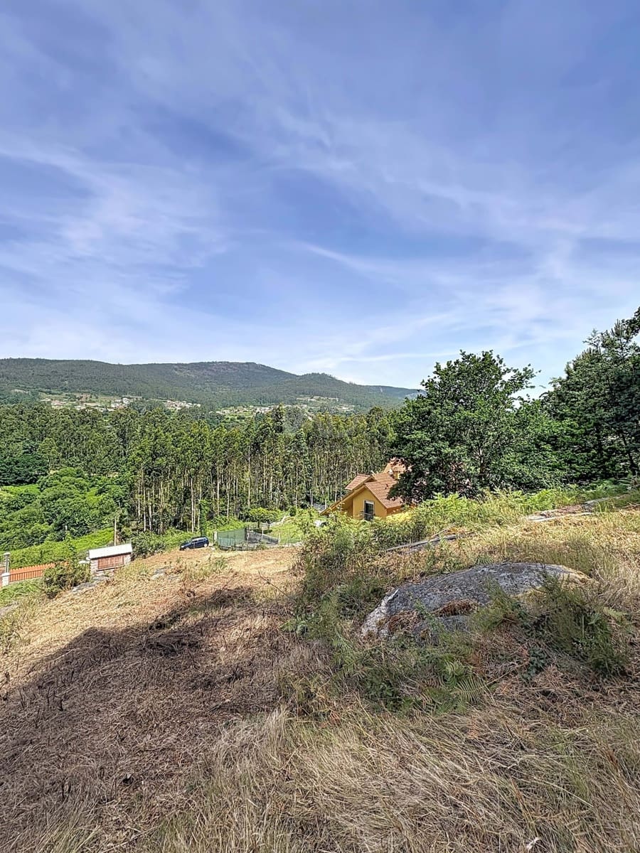 Grond te koop in Pontevedra stad - € 65.000 (Ref: 9987428)