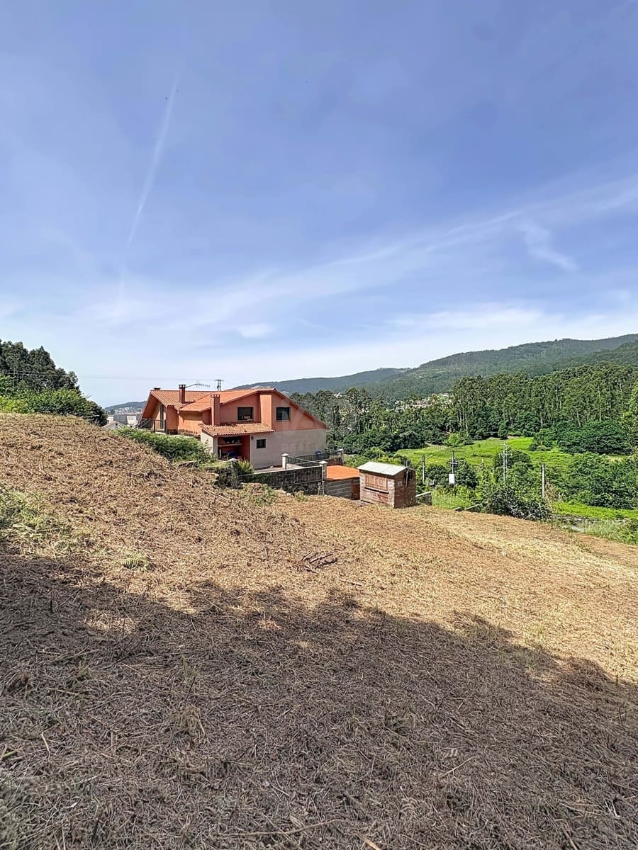 Grond te koop in Pontevedra stad - € 65.000 (Ref: 9987428)