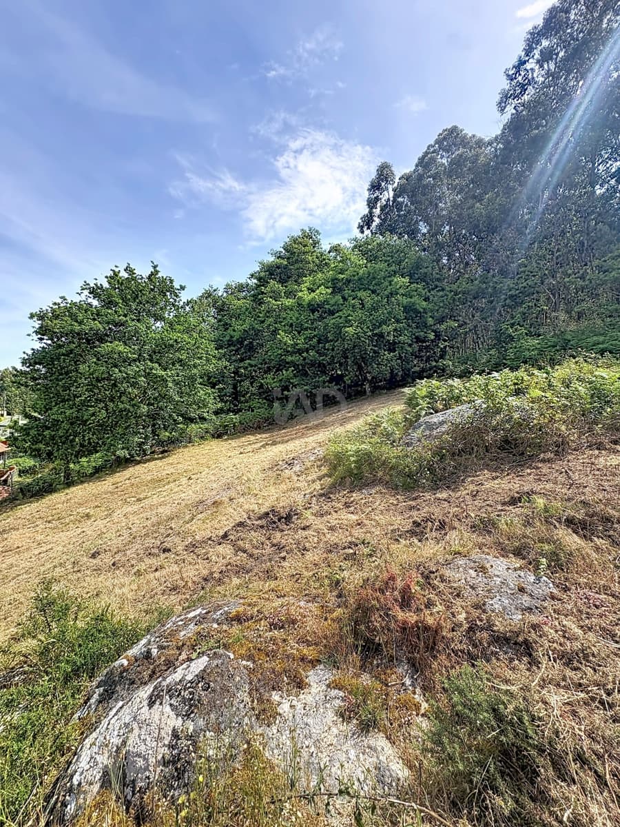 Grond te koop in Pontevedra stad - € 65.000 (Ref: 9987428)
